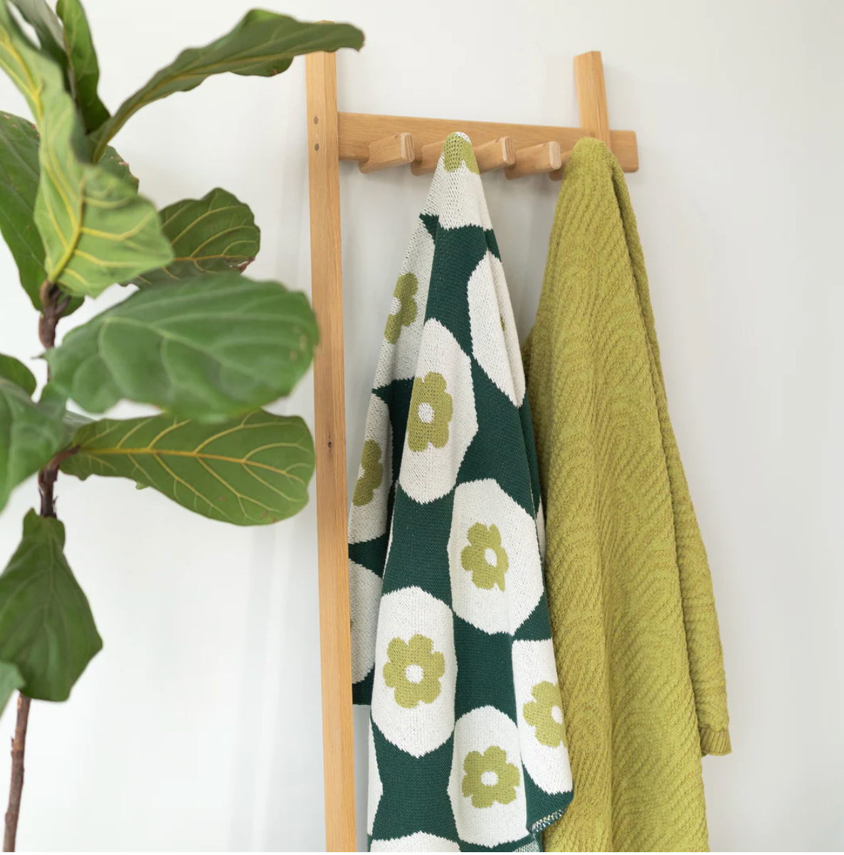 INDIA THROW - GREEN