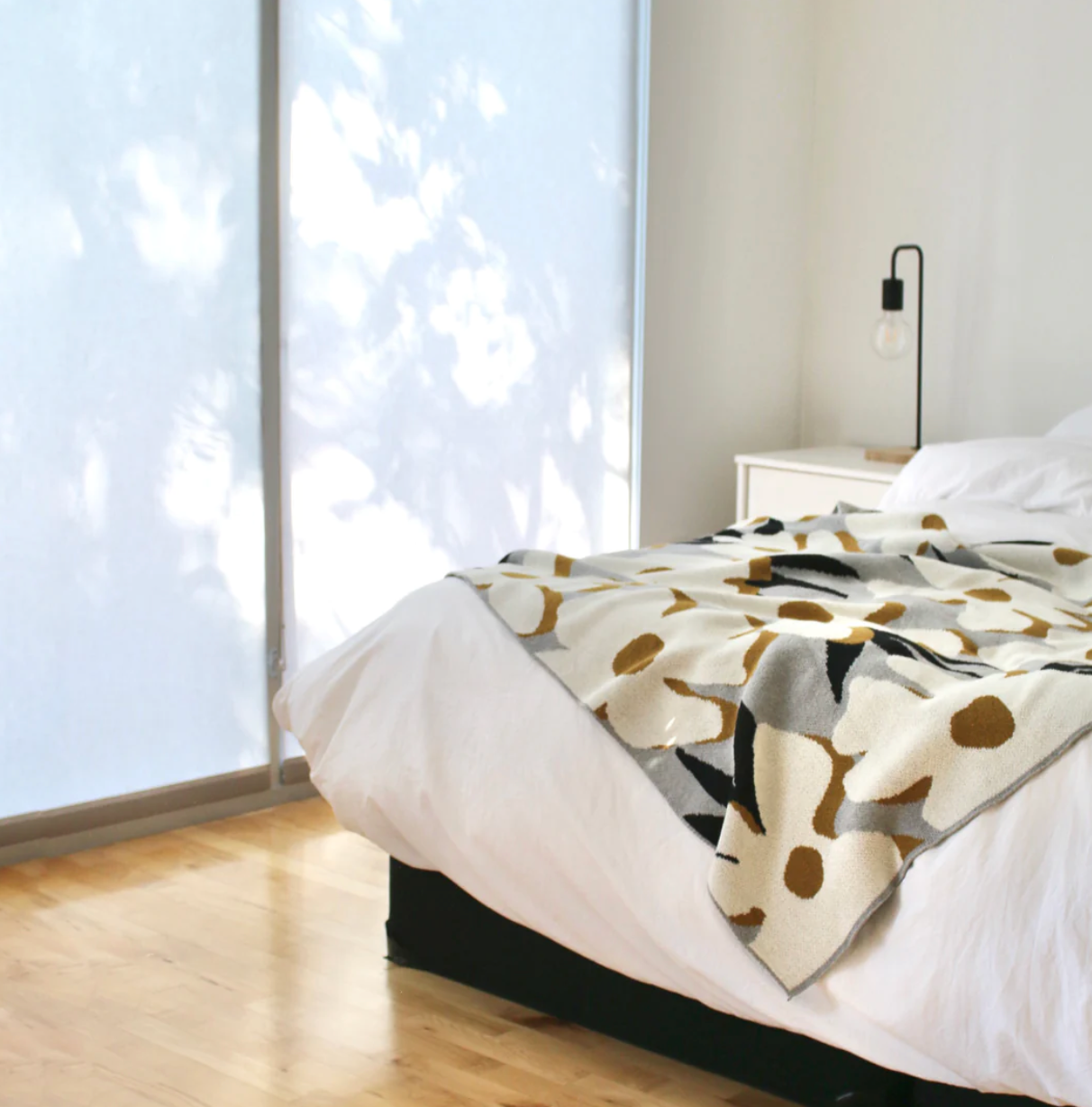 DESERT FLOWER THROW - DOVE