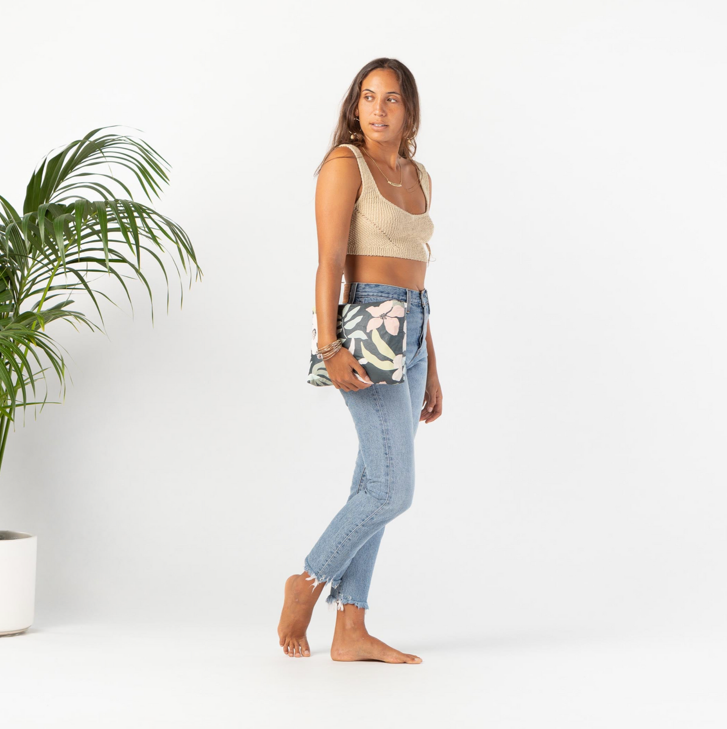 Flora Pouch in Eve - Mid