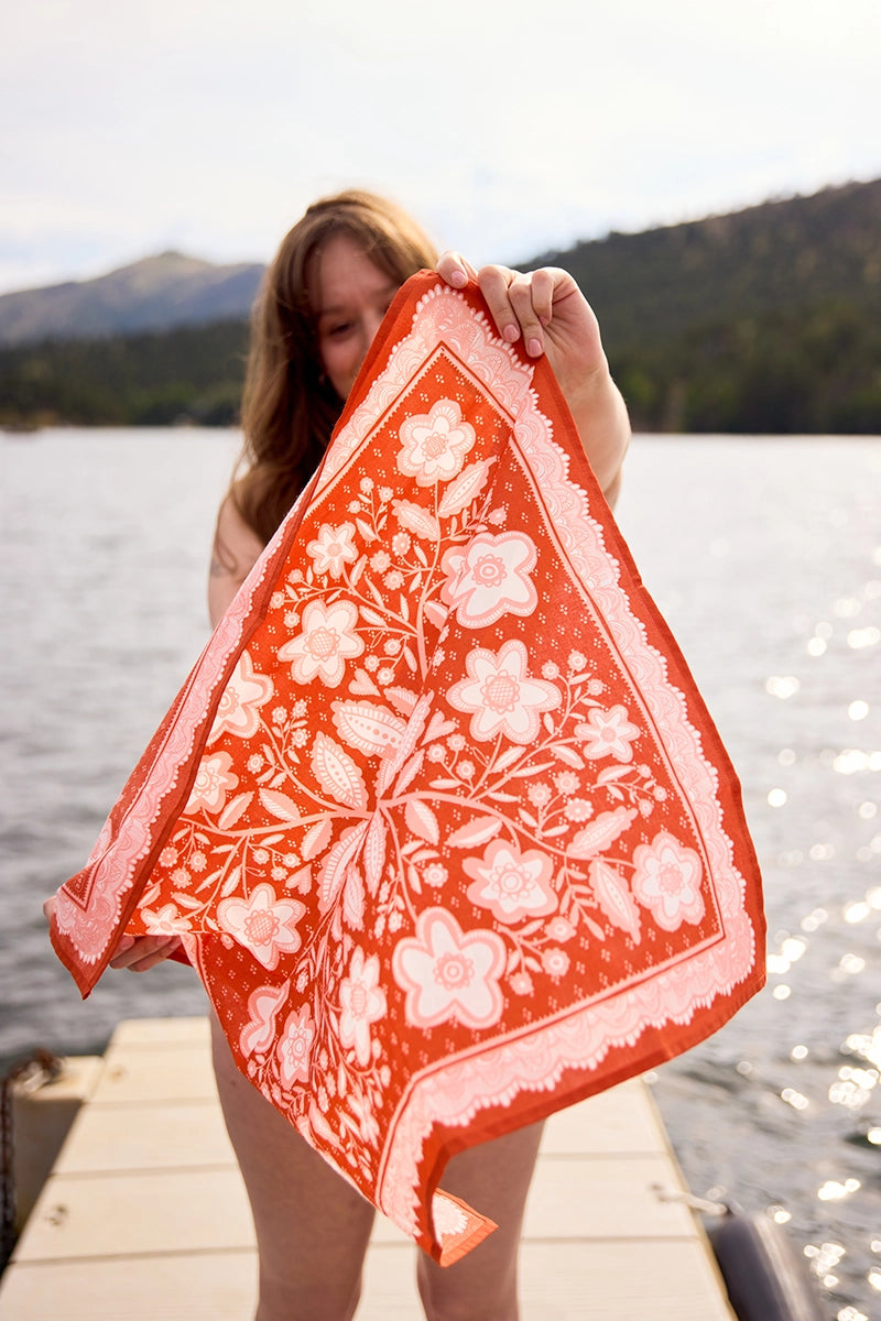 Bandana Lacey