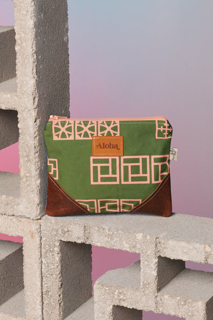 Corner Pouch - Breeze Block Ivy