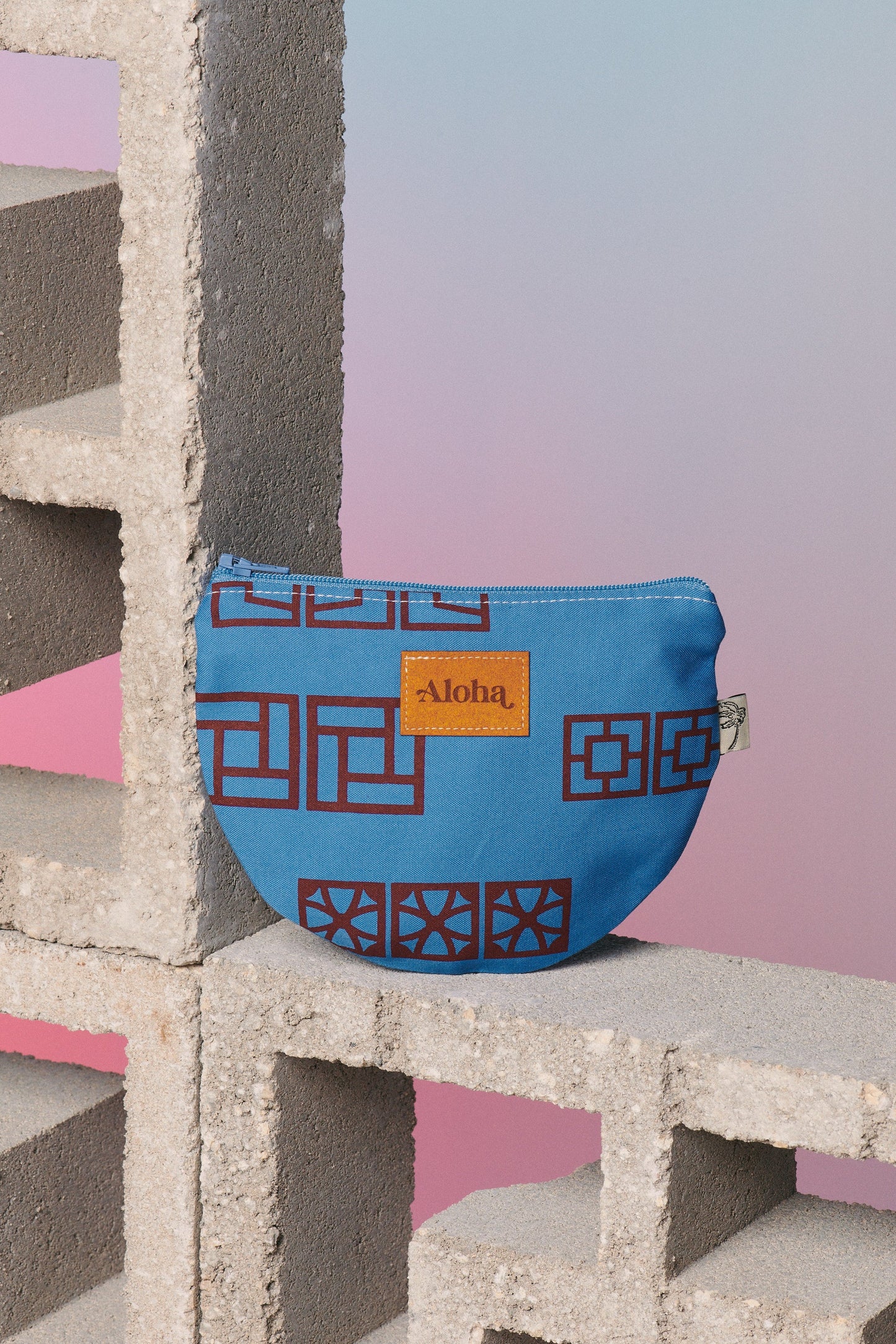 Half Round Pouch - Breeze Block Copen