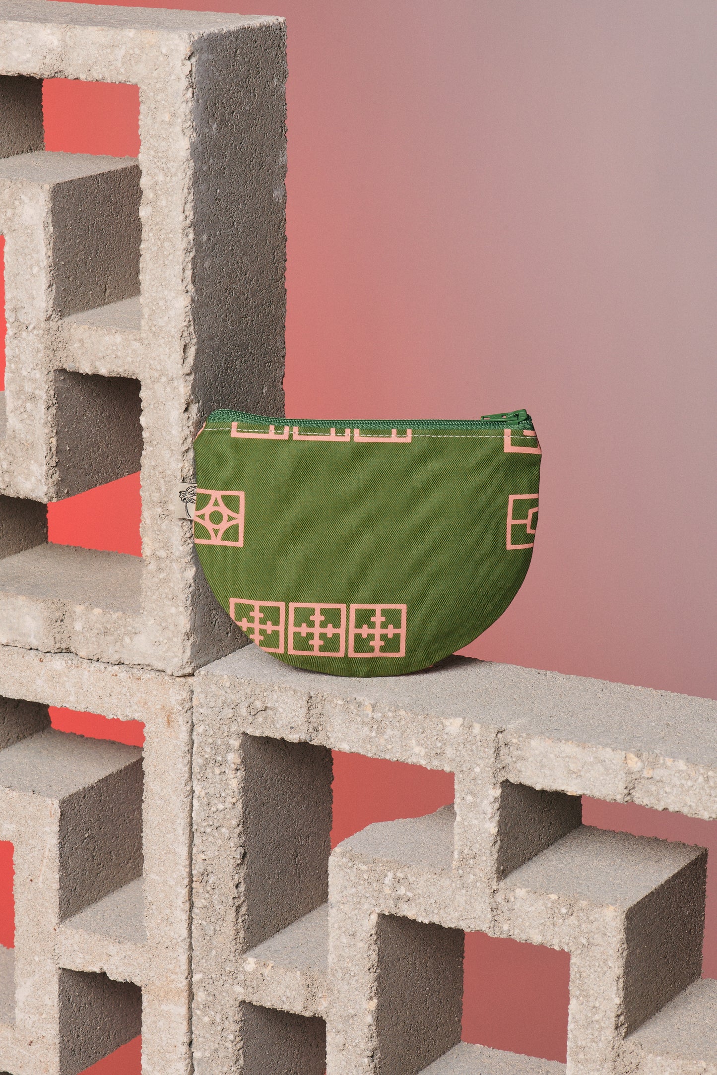 Half Round Pouch - Breeze Block Ivy