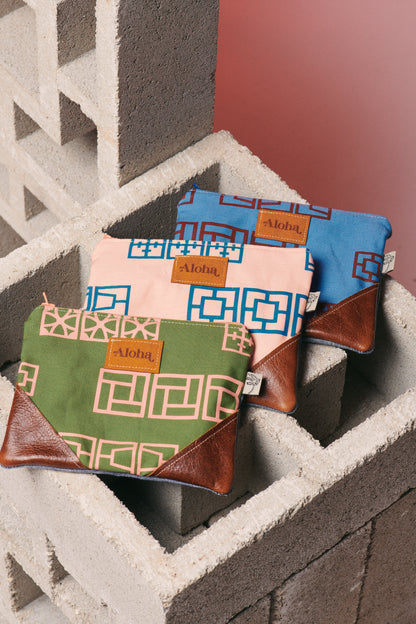 Corner Pouch - Breeze Block Peach