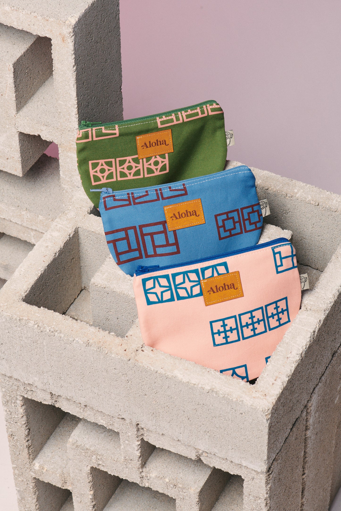 Half Round Pouch - Breeze Block Peach