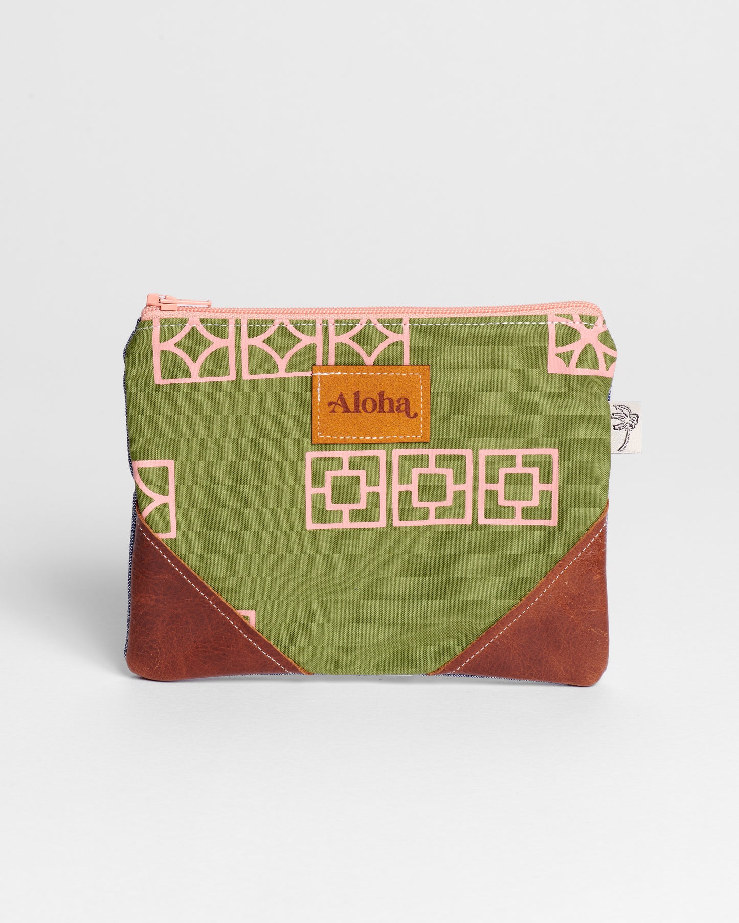 Corner Pouch - Breeze Block Ivy