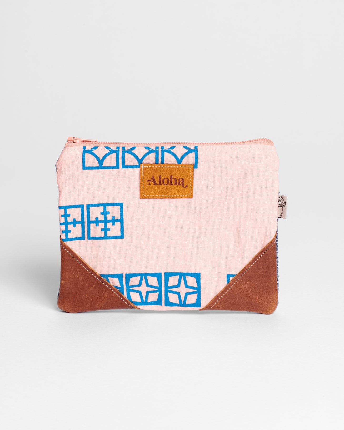 Corner Pouch - Breeze Block Peach
