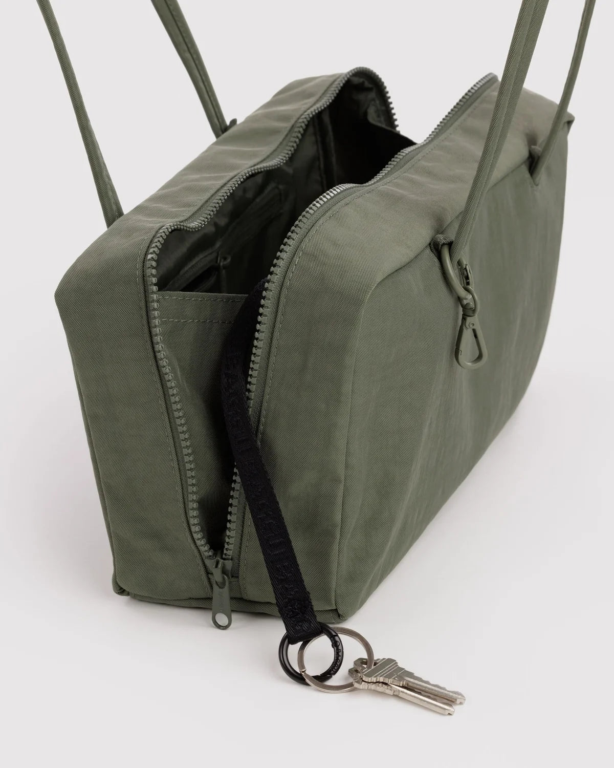 NYLON BOWLER BAG - CAPER