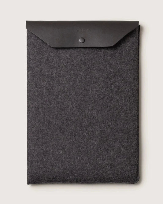Merino Wool Laptop Sleeve - Charcoal Black