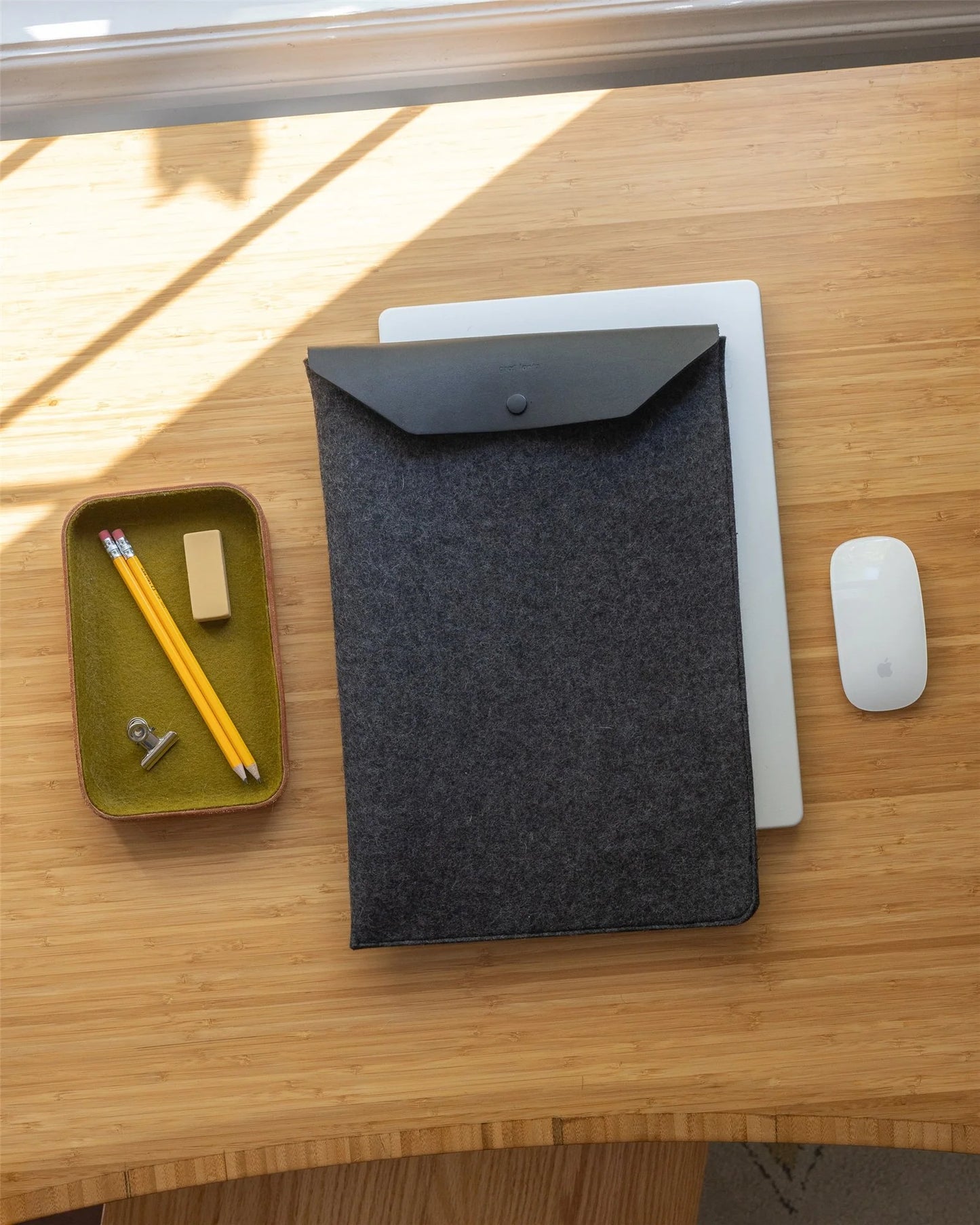 Merino Wool Laptop Sleeve - Charcoal Black