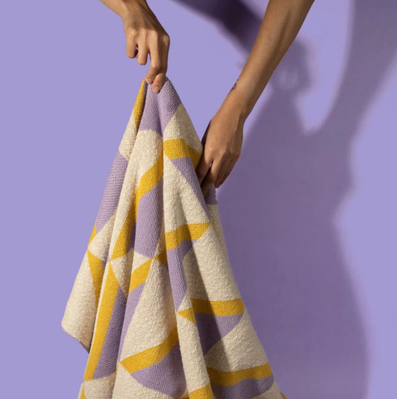 EXACT OH THROW LILAC Roberta Oaks Hawaii