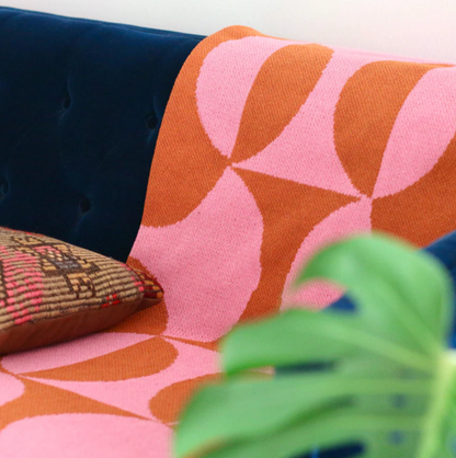 PUZZLE THROW - BUBBLE GUM