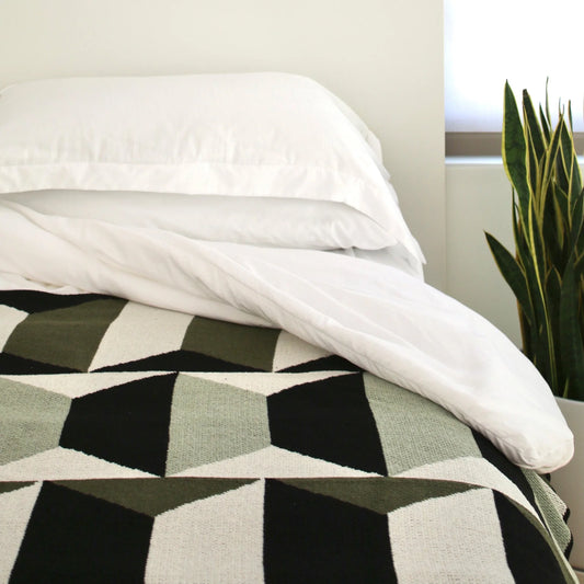 TOTEM OLIVE