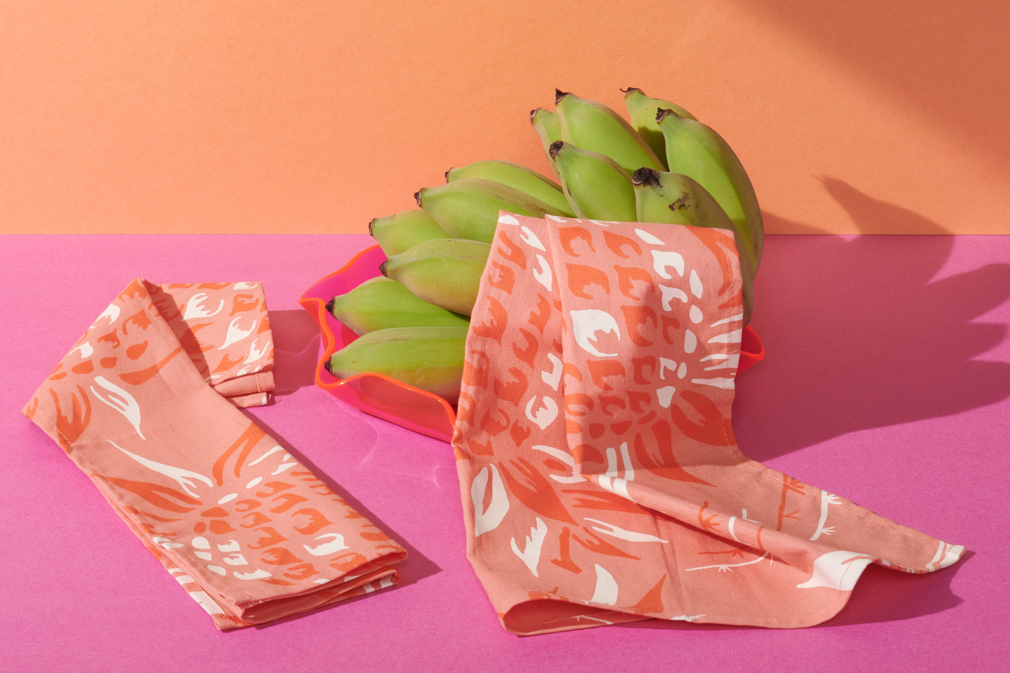 Pineapple Fields Linen Napkin Set - Punch